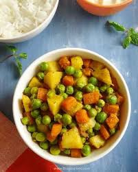 Aloo Gajar Matar Sabzi Potato Carrot And Peas Dry Curry Recipe Sabzi Recipe Indian Food Recipes Aloo Recipes
