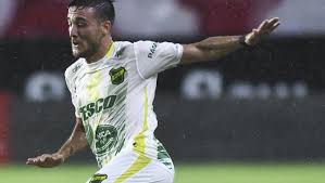 Defensa y justicia esta participando de los torneos de afa desde 1978 y el 14/5/2014 logró el ascenso a. 1 2 Defensa Y Justicia Vence Al Estudiantes De Mascherano