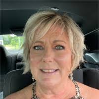 Karen Hepner's Instagram, Twitter & Facebook