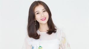 Wáng hè dì , sinh ngày 20 tháng 12 năm 1998) là một diễn viên, ca sĩ, rapper và người mẫu người trung quốc. Thong Tin Profile Ca SÄ© Ngu ThÆ° Han Cprofiles