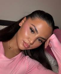 Tara McDonnell (taramcdonnell__)