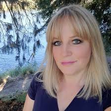 Lost dogs in Albany, Oregon area near 34th and Waverly