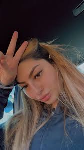 Daily routine and interests of a 67-year-old woman