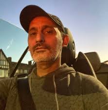 Stephen Elton's Instagram, Twitter & Facebook