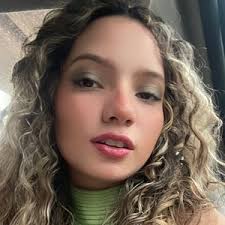 nicole alvarado (@nicolealvaradol_)