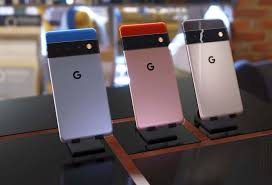 May 14, 2021 · 雖然傳聞一段時間的 google pixel 5a 還沒發表，但網路上已有關於 pixel 6 的資訊出現，傳出會調整機身設計。youtube 頻道 front page tech 稍早宣稱取得 google pixel 6 系列機身設計資訊，並模擬出其外型，指出新機將改用三段式設計，其中相機模組區 Pixel 5a Pixel 6 Pixel Foldable Erste Android 12 Beta Verrat Details Zu Den Neuen Google Smartphones Gwb
