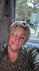 Organic hair color for fine, straight hair