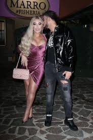 Listen to jessika alves | soundcloud is an audio platform that lets you listen to what you love stream tracks and playlists from jessika alves on your desktop or mobile device. Jessica Alves And Boyfriend Giacomo Urtis At Marro Restaurant In Milan 10 13 2020 Celebmafia