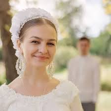 elenaikalugin is so stunning! I am so honored to have been a part of such a  special moment in her life. She looks absolutely beautiful. She is wearing  a beautiful simple white