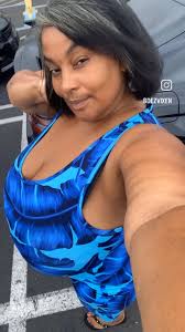 This an older reel from IG when I was in Philly, from 2023 I miss home!!  PhillyGirl #lovedaskinurinig #bodypositivitybabe #reeloftheday #explore  #explorepage #reelsviralシfb