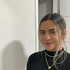 Queria eu que você guardasse essas palavras para os dias difíceis: você é  incrível, Amanda Dutra, 20 anos, cheia de sonhos para realizar (e, por  favor, pare de procrastinar!). Vai viver, mulher!