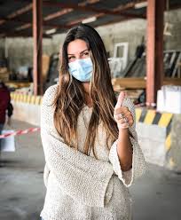 Born carolina silva loureiro on 23rd june. Carolina Loureiro Volta A Gravar Nazare E Revela Vem Ai Muita Aventura Holofote