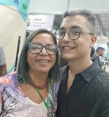 Este é o @alain127474 ,o pequeno inventor de #mosqueiro da EMEIF Remigio  Fernandez.