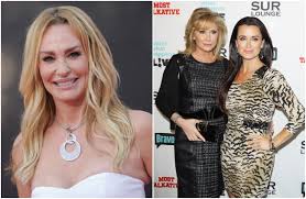 Kyle richards is back home and healing following her hospitalization sunday after she walked into a beehive in her yard. Rhobh Taylor Armstrong Believes The Show Will Cause Some Challenges To Kyle Richards And Kathy Hilton S Relationship