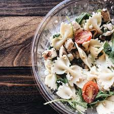 Obsessing Over This Lemon Chicken Pasta Salad From The Nordstrom Ebar Yummery Best Recip Lemon Chicken Pasta Lemon Chicken Salad Recipe Chicken Pasta Salad