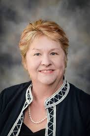 Cathy Lusk's Instagram, Twitter & Facebook