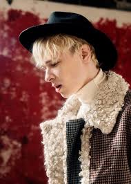 Eugene Lange By Arnau Solé Vanity Teen 虚荣青年 Lifestyle & New Faces Magazine