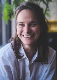 Lesley Williamson's Instagram, Twitter & Facebook