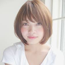 2017流行りの髪型ショートボブで大人カワイイ女性におすすめヘア