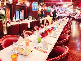 6232 · 67 persone sono state qui. Sibaritico Arredamento Stile Orient Express Nave Recensioni Su Due Palme Udine Tripadvisor
