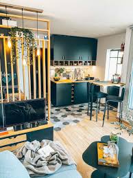 Amenagement Du Salon Blog Lifestyle De Quentin Ems En 2020 Salle A Manger Petit Espace Idee Amenagement Salon Amenagement Studio