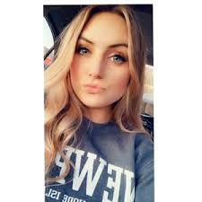 Marta Bowen (@martabowen)