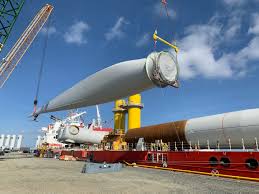 In brande , which is also an important r&d hub, we work with offshore, onshore. Siemens Gamesa Turbines Begin Transatlantic Journey Offshore Wind