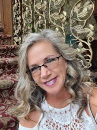 Kiss & Make-Up with Michelle