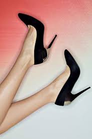 Un Hack Astuce Tout Bete Pour Ne Plus Avoir Mal Aux Pieds Dans Ses Chaussures A Talons C Est Sur Aufeminin Es Escarpins Escarpins Louboutin Talons Chics