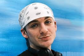 Evan Manley's Instagram, Twitter & Facebook