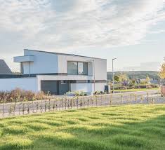 Wir sind zu viert und sind schon seit längerem auf der suche nach einem haus (einfamilienhaus oder doppelhaushälfte) oder grundstück in ahrensburg und umgebung (hoisdorf, großhansdorf, siek, bargteheide, ammer Immobilienmakler In Grosshansdorf Ahrensburg Und Umgebung