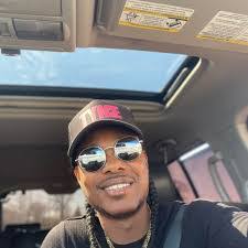 Gabriel Crawley's Instagram, Twitter & Facebook