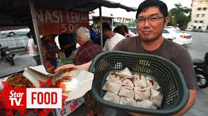 Everyday berapa dah kita bersedekah. Kl Manager Quits Job Starts Selling 50 Sen Nasi Lemak In Penang Trp