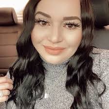 Lauren Padron's Instagram, Twitter & Facebook