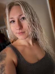 eva blonde · 4M threads