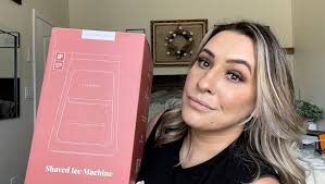 Amazon.com: CROWNFUL Shaved Ice Machine Snow Cone Machine, 2 Ice Cups with  Lids, Ice Shaver Machine for Snow Cones, Snowballs, Frozen Cocktails and  More, Easy to DIY with Snow Cone Syrup at