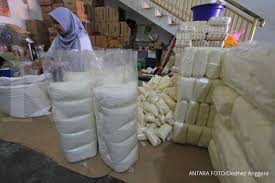 Pembayaran mudah, pengiriman cepat & bisa cicil 0%. Harga Gula Masih Meroket Di Pasar Tradisional Harganya Capai Rp 18 250 Per Kg