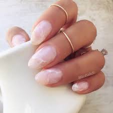 Beauty Trend Crystal Nails Blushing In Hollywood Rose Quartz Nails Crystal Nails Quartz Nail