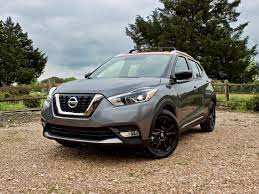 2020 nissan kicks sr review. 2020 Nissan Kicks Review An Economy Car Struggling To Be More Upscale