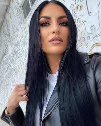 Sheri Rao's Instagram, Twitter & Facebook