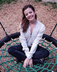 28k views · january 28. Maria 20 Versucht Ihr Geld Mit Maria Clara Groppler Facebook