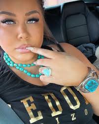 Autumn (@autumn.bee.artistry) • Instagram photos and videos