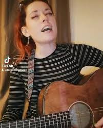 Tara Deane's Instagram, Twitter & Facebook