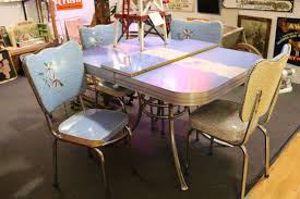 Vintage Mid Century Formica And Chrome Dinette Set In Blue Cracked Ice So Sweet Retro Dining Table Dinette Sets Kitschy Kitchen