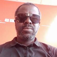 3' A big mistake from Ruben Dias makes kluivert goes face to face with  Ederson and Ederson Moraes catches it.. 🔵 0-0 🔴