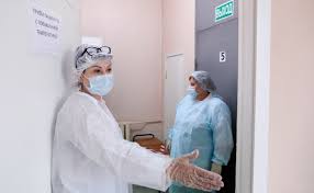 Вакцинация проводится в два этапа. Immunolog Nazval Opasnost Pospeshnogo Vnedreniya Vakciny Ot Koronavirusa Obshestvo Rbk