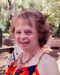 When Greg's sister, Sheri, was diagnosed with Alzheimer's, he and his wife,  Patti, didn't have any experience with the disease. They were both  surprised to learn how common Alzheimer's is in people