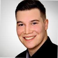 Julian Geiger's Instagram, Twitter & Facebook