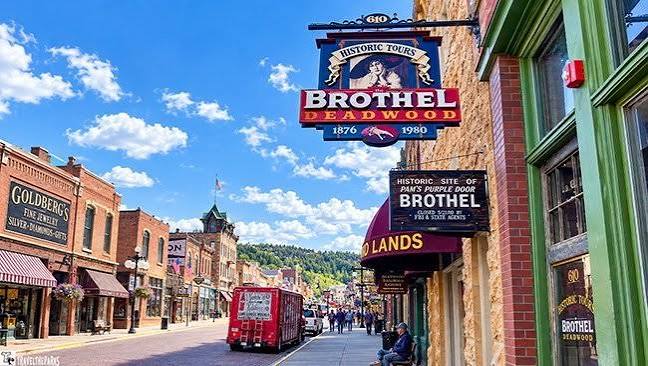 Visiting Deadwood South Dakota for Wild West History - Travel The Parks