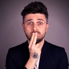 Denny Napoli (@dennynapoli_dennyilshow) • Instagram photos and videos